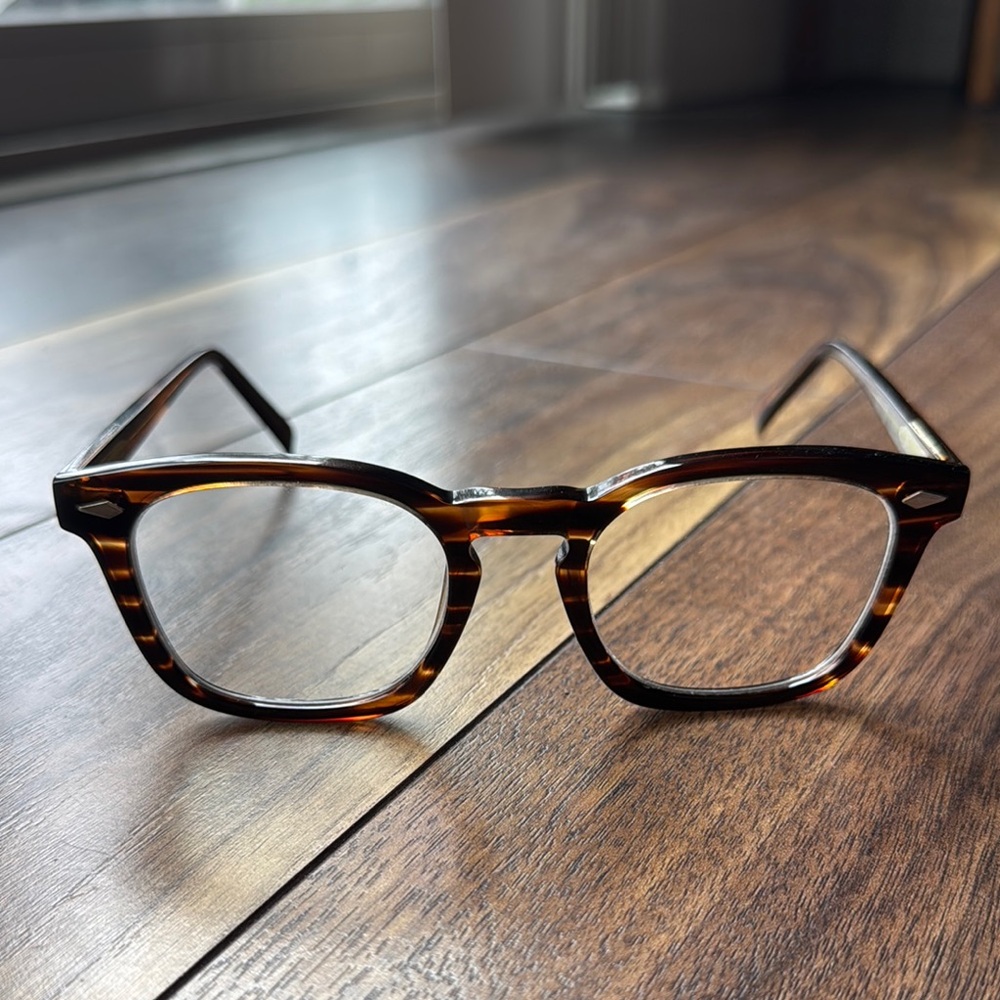 Classic Tortoise Shell Glasses